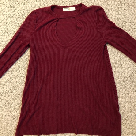 Urban Outfitters Maroon Long Sleeve - Picture 4 of 6